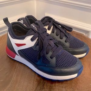 GEOX RESPIRA LIKE NEW BOYS SNEAKERS SIZE 1